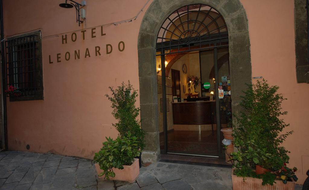 Hotel Leonardo Pisa Exteriör bild